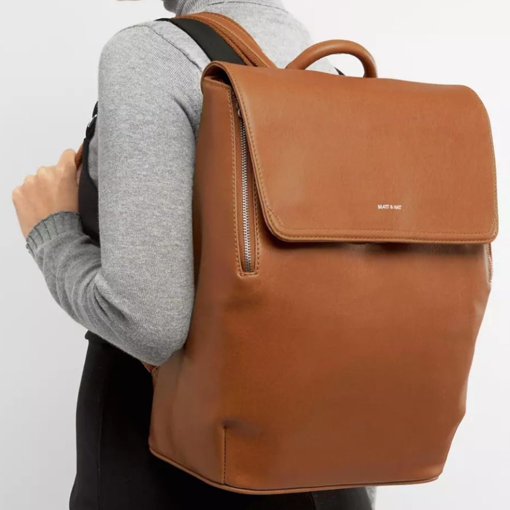 MATT & NAT - FABI VEGAN BACKPACK - VINTAGE - CHILI